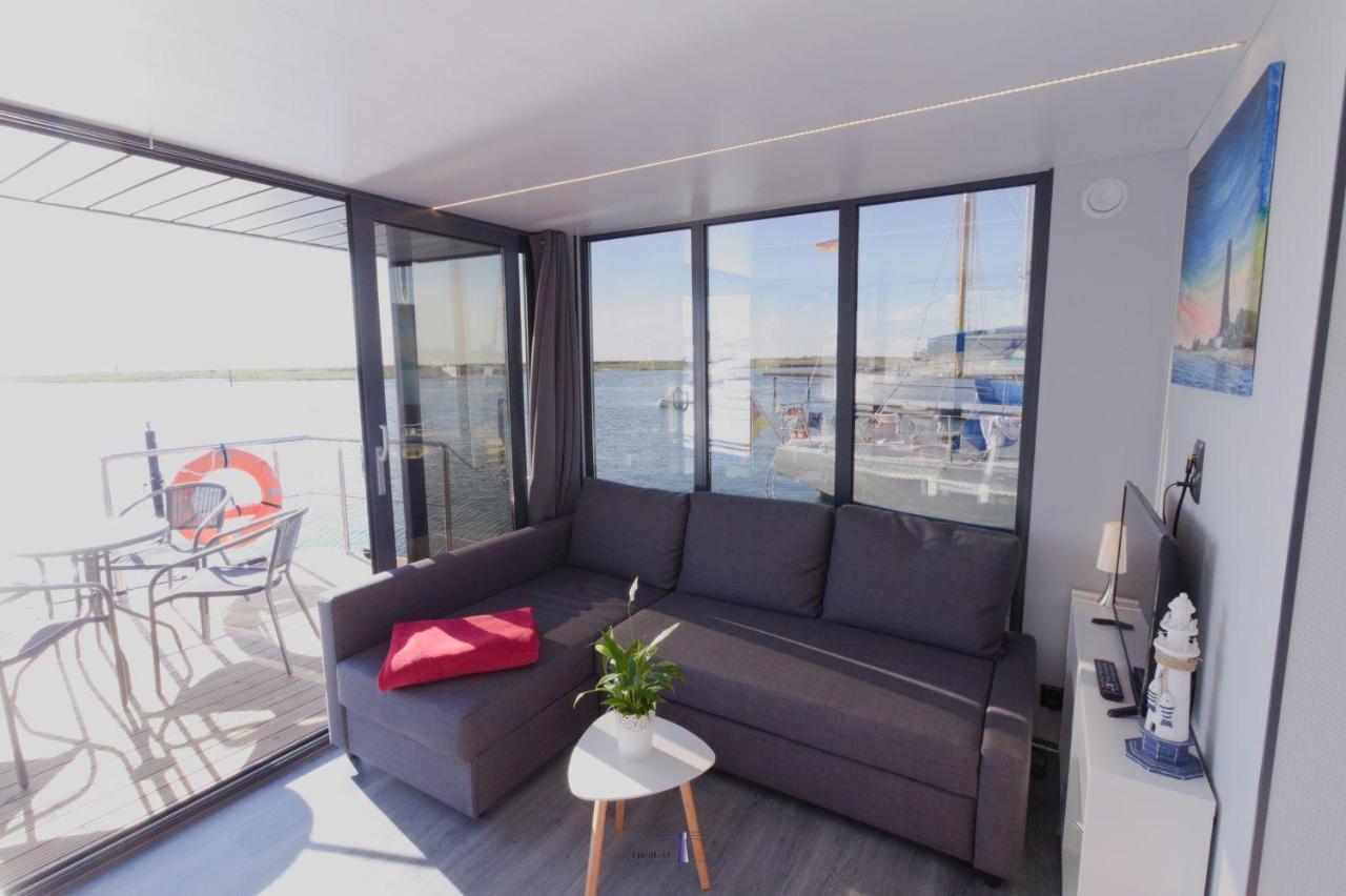 Hausboot Fjord Lacerta Mit Dachterrasse In Wendtorf Exterior photo